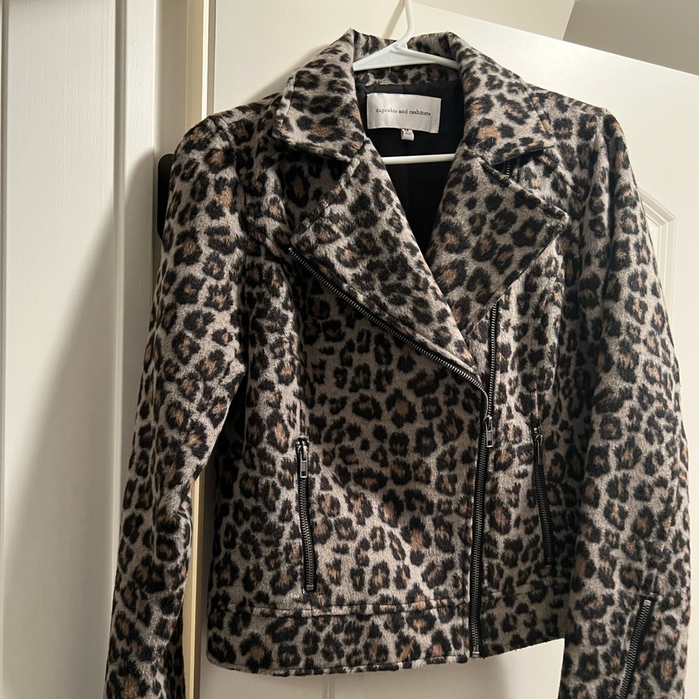 Evereve Cheetah Jacket
